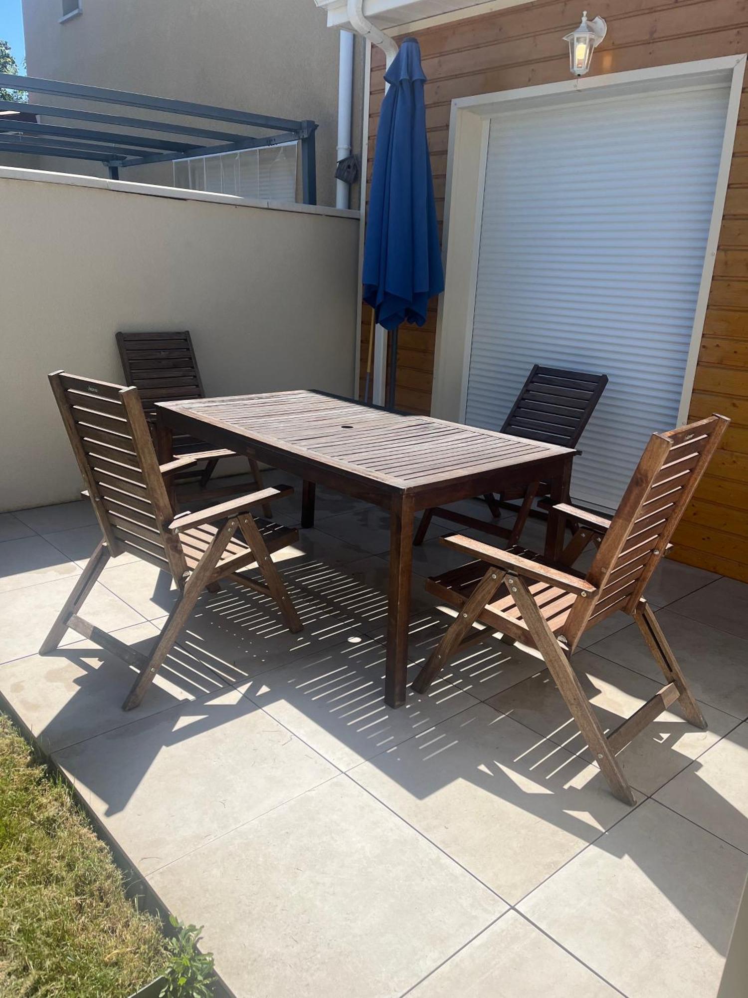 Villa Bleu Marine Chic Calme Et Jardin Andrezieux-Boutheon Exteriör bild